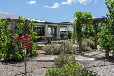 Stockmans Motel - New Castle Holiday 1