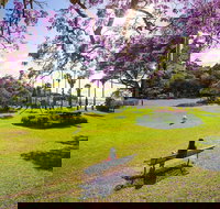 Carnarvon Lodge - New Castle Holiday