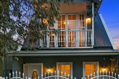 4 Ensuite Chelsea Villa CBD Airport - New Castle Holiday 0