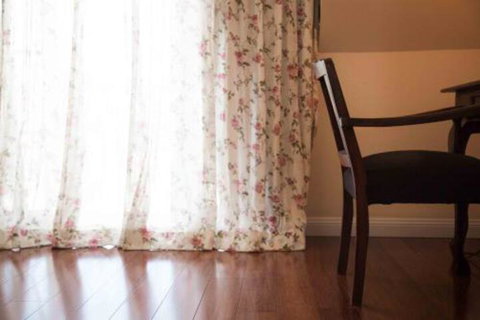 4 Ensuite Chelsea Villa CBD Airport - New Castle Holiday 4