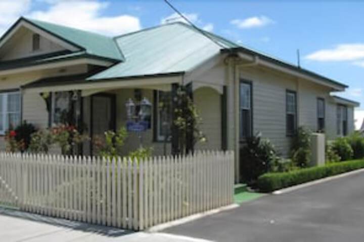 Guest House Cottage Norah Head NSW New Castle Holiday