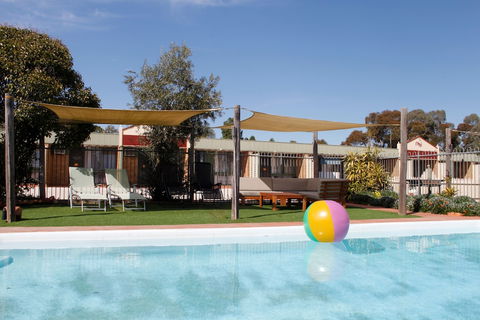 Rutherglen Motor Inn - New Castle Holiday 3