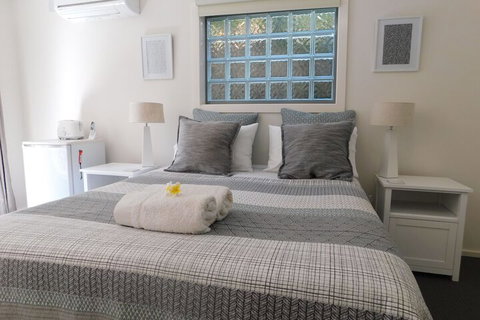 Beachport Bed And Breakfast - New Castle Holiday 6