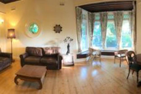 Lorelei Bed & Breakfast - New Castle Holiday 3