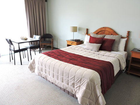 Melaleuca Motel - New Castle Holiday 3