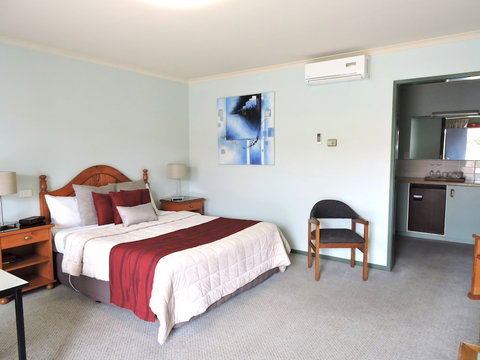 Melaleuca Motel - New Castle Holiday 2
