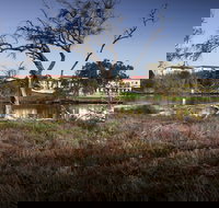 Swan River Hotel - New Castle Holiday