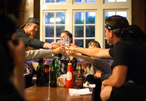 Newcastle Beach YHA - New Castle Holiday 1