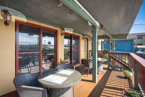 Anchors Aweigh Narooma - New Castle Holiday 3