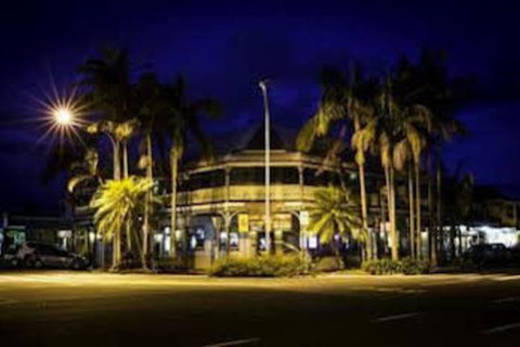 The Middle Pub - New Castle Holiday 0