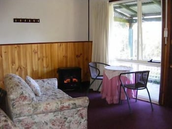 Cedar Lodge Cabins - New Castle Holiday 4