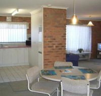 Fronds Holiday Apartments - New Castle Holiday