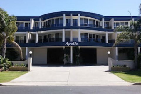 Apollo Apartments - New Castle Holiday 0