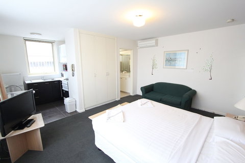 Drummond Apartments Services - New Castle Holiday 6