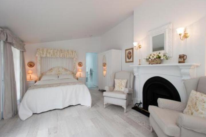 Bishopsbourne TAS New Castle Holiday