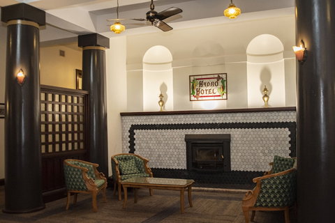 Historic Hydro Motor Inn - New Castle Holiday 5