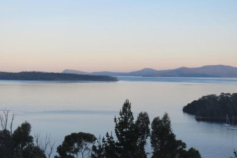 Bruny Vista Cabin - New Castle Holiday 4