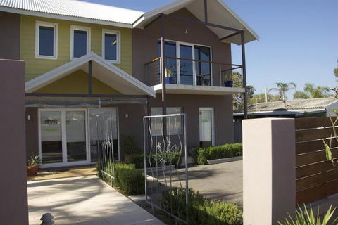 Gecko Lodge - New Castle Holiday 3