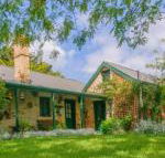 Laurel Cottage - New Castle Holiday