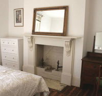 Chatsworth Terraces History Hotel - New Castle Holiday
