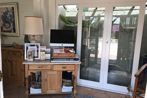 Country Apartments - New Castle Holiday 6