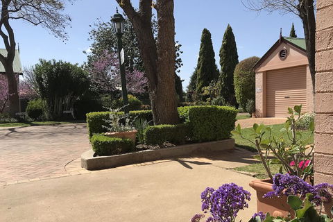 Country Apartments - New Castle Holiday 2