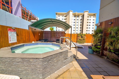 Chilli's Backpackers - Hostel - New Castle Holiday 2