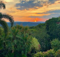Daintree Manor Bed  Breakfast - New Castle Holiday