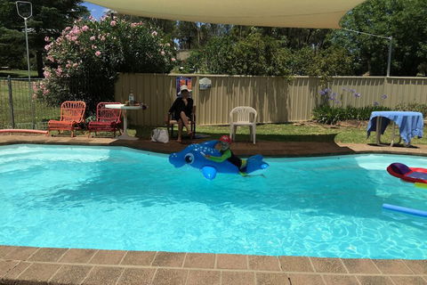 Warrumbungles Mountain Motel - New Castle Holiday 1