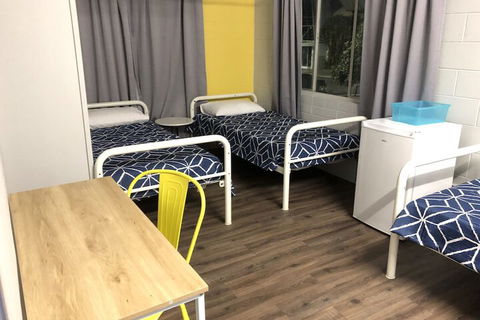 Reef Backpackers - New Castle Holiday 7