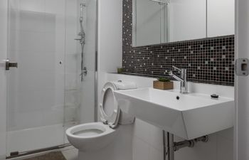 Roomerang At Madison Tower 19 - New Castle Holiday 1