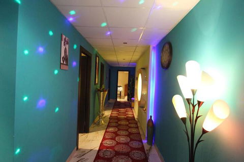 Coachmens Inn Motel - New Castle Holiday 2