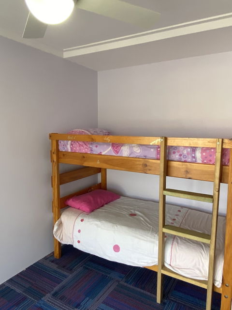 The Anchorage - New Castle Holiday 6