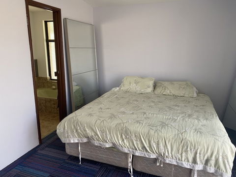 The Anchorage - New Castle Holiday 3