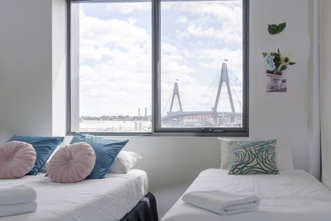 C16 Darling Harbour 2 BDR APT - New Castle Holiday 1