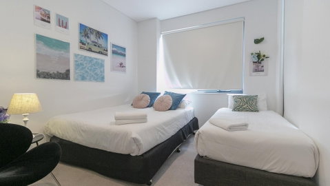 C16 Darling Harbour 2 BDR APT - New Castle Holiday 2