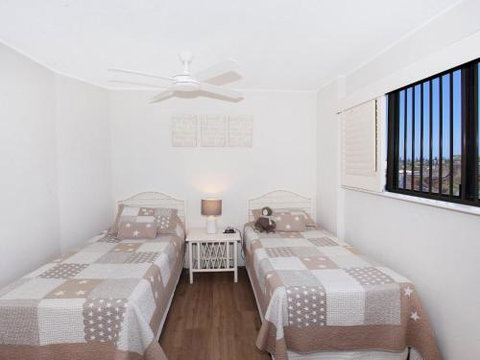 Parkyn Place 6 3 BDRM Oceanview Apt On Mooloolaba Spit - New Castle Holiday 5