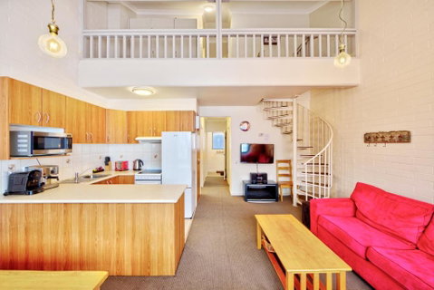 Snow Ski Apartments 16 - New Castle Holiday 4