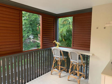 Noosa Beach Apartment On HASTING St. French Quarter Resort.Noosa Heads - New Castle Holiday 3