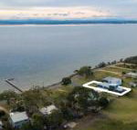 Waterfront Sanctuary Raymond Island Getaway - New Castle Holiday