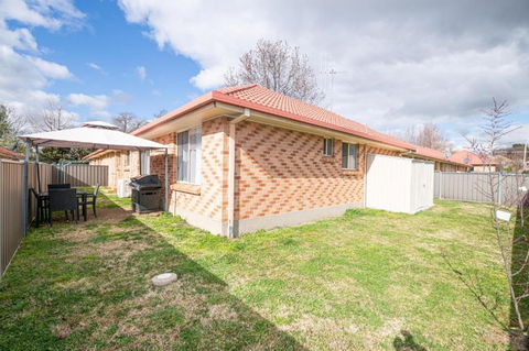Central March 2 Bed Walk Everywhere - New Castle Holiday 5