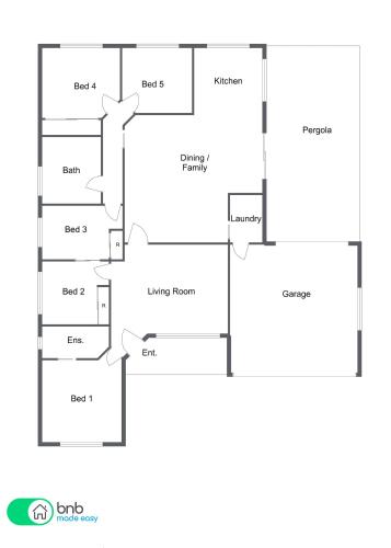Roselawn Entertainer Large & Luxurious Sleeps 12 - New Castle Holiday 1