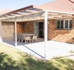 Roselawn Entertainer Large  Luxurious Sleeps 12 - New Castle Holiday