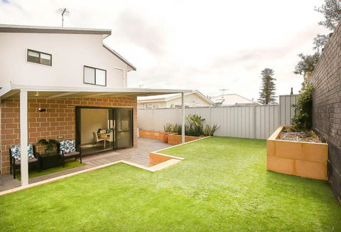 Ashburton Apartment - New Castle Holiday 1