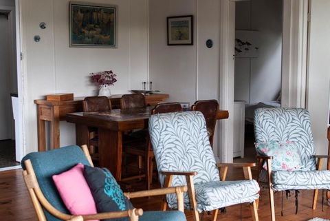 Polperro A Quintessential Seaside Experience - New Castle Holiday 1