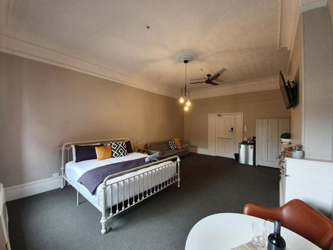 The Royal Hotel - New Castle Holiday 2