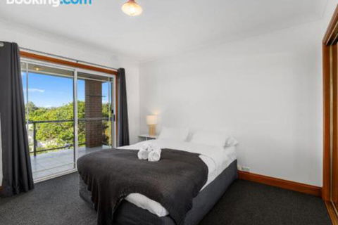 Surf Mist - New Castle Holiday 4