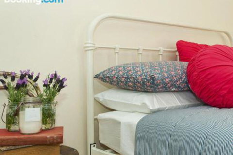 Saint Eloi Le Jardin - New Castle Holiday 2