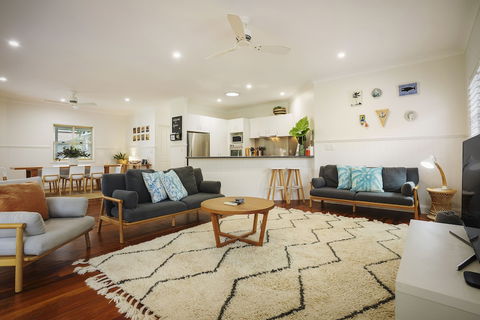 A Perfect Stay - Barefoot Lane - New Castle Holiday 2