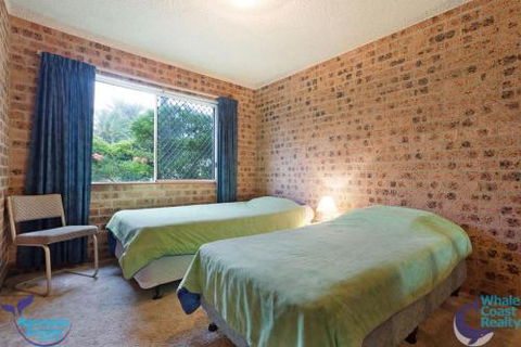 Sapphire Waters Unit 2 - New Castle Holiday 2